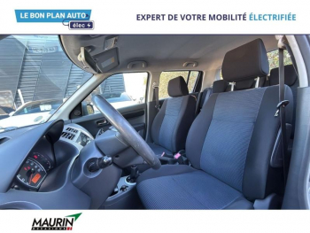 Photo 16 du bon plan SUZUKI Swift 1.6 VVT Sport 3p occasion à 5990 €