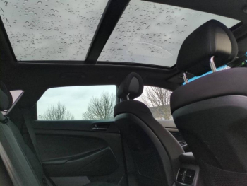 Photo 26 du bon plan HYUNDAI Tucson 1.7 CRDI 141ch Edition #Mondial 2WD DCT-7 occasion à 14990 €