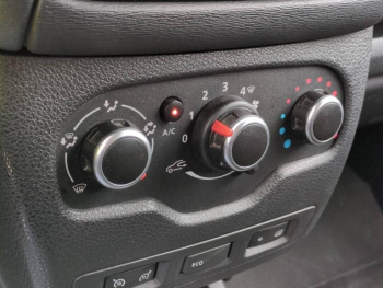 Photo 20 du bon plan DACIA Dokker 1.5 dCi 90ch Silver Line Euro6 occasion à 8990 €