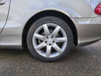 Photo 7 du bon plan MERCEDES-BENZ Classe SL 350 Roadster BA occasion à 11900 €