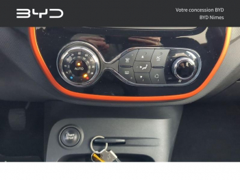 Photo 14 du bon plan RENAULT Captur 1.5 dCi 90ch Stop&Start energy Intens ecoÂ² occasion à 6990 €