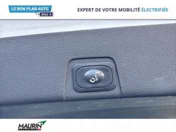 Photo 10 du bon plan FORD Grand C-MAX 1.5 TDCi 120ch Stop&Start Titanium PowerShift occasion à 9990 €