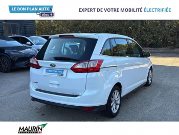 Photo 21 du bon plan FORD Grand C-MAX 1.5 TDCi 120ch Stop&Start Titanium PowerShift occasion à 9990 €