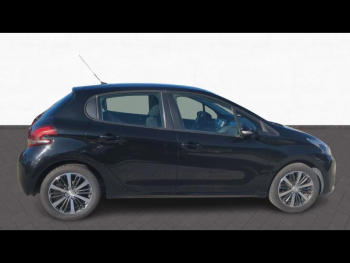 Photo 8 du bon plan PEUGEOT 208 1.2 PureTech 82ch Allure 5p occasion à 6990 €