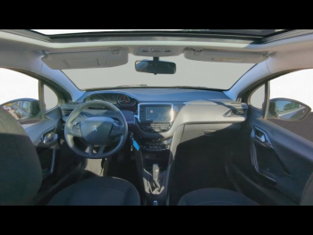 Photo 12 du bon plan PEUGEOT 208 1.2 PureTech 82ch Allure 5p occasion à 6990 €