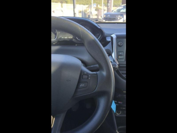 Photo 20 du bon plan PEUGEOT 208 1.2 PureTech 82ch Allure 5p occasion à 6990 €