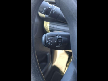 Photo 21 du bon plan PEUGEOT 208 1.2 PureTech 82ch Allure 5p occasion à 6990 €