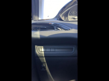 Photo 22 du bon plan PEUGEOT 208 1.2 PureTech 82ch Allure 5p occasion à 6990 €
