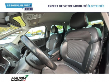 Photo 19 du bon plan RENAULT Scenic 1.7 Blue dCi 150ch Intens EDC occasion à 10990 €