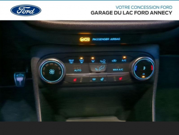 Photo 22 du bon plan FORD Fiesta 1.0 EcoBoost Hybrid 155ch ST-Line X 5p occasion à 19490 €