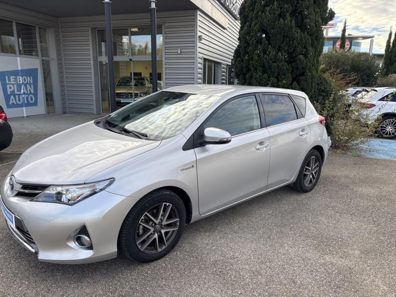 Bon plan TOYOTA Auris HSD 136h Feel! occasion à 13500 €