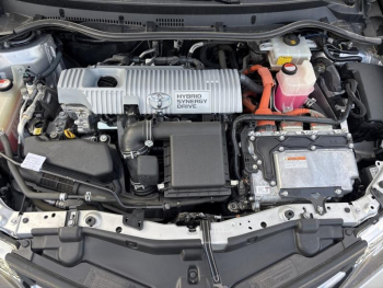 Photo 5 du bon plan TOYOTA Auris HSD 136h Feel! occasion à 13500 €