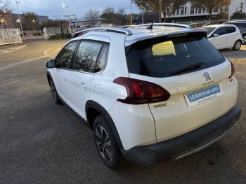 Photo 4 du bon plan PEUGEOT 2008 1.2 PureTech 130ch Allure S&S occasion à 7500 €