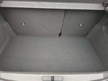 Photo 19 du bon plan PEUGEOT 208 1.2 PureTech 100ch S&S Roadtrip 118g occasion à 14000 €