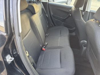 Photo 9 du bon plan PEUGEOT 208 1.2 PureTech 82ch Allure 5p occasion à 7600 €