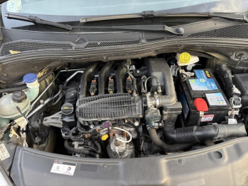 Photo 12 du bon plan PEUGEOT 208 1.2 PureTech 82ch Allure 5p occasion à 7600 €