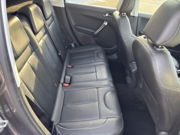 Photo 9 du bon plan PEUGEOT 2008 1.2 PureTech 110ch FÃ©line Titane S&S occasion à 5990 €