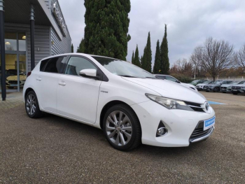 Photo 2 du bon plan TOYOTA Auris HSD 136h Millenium 17 5p occasion à 8990 €