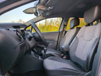 Photo 13 du bon plan RENAULT Captur 0.9 TCe 90ch Intens - 19 occasion à 11990 €