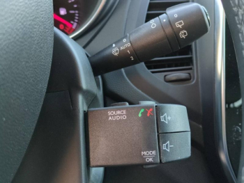 Photo 23 du bon plan RENAULT Captur 0.9 TCe 90ch Intens - 19 occasion à 11990 €