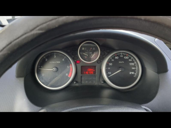 Photo 15 du bon plan PEUGEOT 206 + 1.4 HDi Trendy 3p occasion à 4990 €