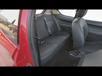 Photo 18 du bon plan PEUGEOT 206 + 1.4 HDi Trendy 3p occasion à 4990 €