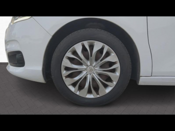 Photo 9 du bon plan CITROEN C4 BlueHDi 100ch Feel occasion à 7490 €