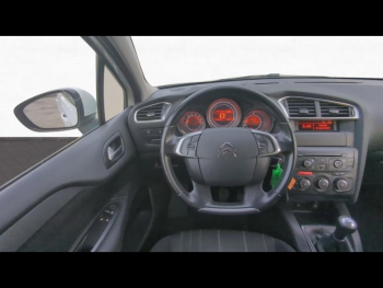 Photo 13 du bon plan CITROEN C4 BlueHDi 100ch Feel occasion à 7490 €