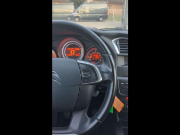 Photo 20 du bon plan CITROEN C4 BlueHDi 100ch Feel occasion à 7490 €
