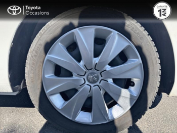 Photo 16 du bon plan PEUGEOT 108 VTi 72 Style S&S 4cv 5p occasion à 9590 €