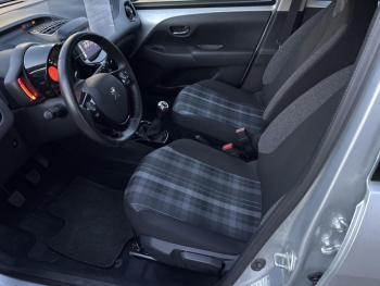 Photo 7 du bon plan PEUGEOT 108 VTi 72 Like S&S 85g 5p occasion à 8990 €