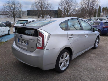 Photo 4 du bon plan TOYOTA Prius 136h Dynamic Pack Premium occasion à 13990 €