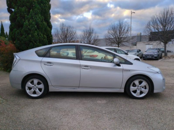 Photo 10 du bon plan TOYOTA Prius 136h Dynamic Pack Premium occasion à 13990 €