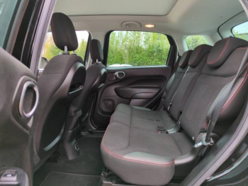 Photo 13 du bon plan FIAT 500L 1.4 95ch Sport S&S occasion à 10990 €