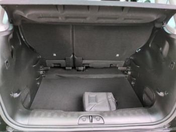 Photo 19 du bon plan FIAT 500L 1.4 95ch Sport S&S occasion à 10990 €