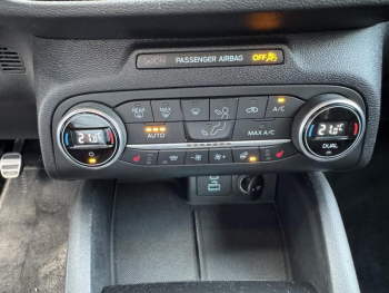 Photo 16 du bon plan FORD Focus 1.0 Flexifuel mHEV 125ch ST-Line Style occasion à 19390 €