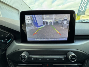 Photo 23 du bon plan FORD Focus 1.0 Flexifuel mHEV 125ch ST-Line Style occasion à 19390 €