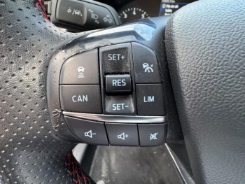 Photo 25 du bon plan FORD Focus 1.0 Flexifuel mHEV 125ch ST-Line Style occasion à 19390 €