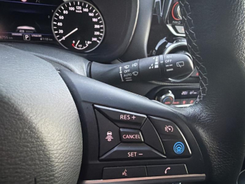 Photo 19 du bon plan NISSAN Juke 1.6 Hybrid 143ch PremiÃ¨re Edition 2022.5 occasion à 23500 €