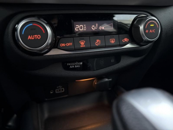 Photo 20 du bon plan NISSAN Juke 1.6 Hybrid 143ch PremiÃ¨re Edition 2022.5 occasion à 23500 €