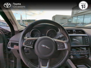 Photo 9 du bon plan JAGUAR F-Pace 2.0D 180ch Prestige BVA8 occasion à 19990 €