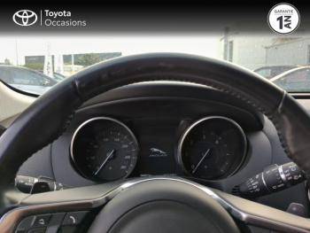 Photo 13 du bon plan JAGUAR F-Pace 2.0D 180ch Prestige BVA8 occasion à 19990 €