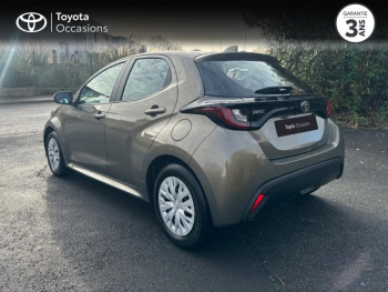 Photo 2 du bon plan TOYOTA Yaris 120 VVT-i Dynamic Business 5p MC24 occasion à 18990 €