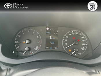Photo 14 du bon plan TOYOTA Yaris 120 VVT-i Dynamic Business 5p MC24 occasion à 18990 €