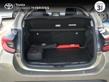 Photo 10 du bon plan TOYOTA Yaris 116h Design 5p Pack Confort occasion à 19490 €