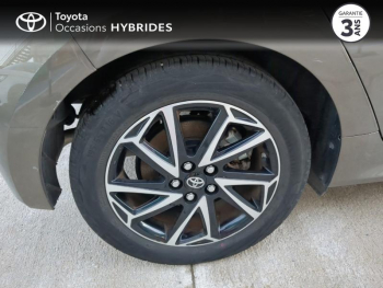 Photo 16 du bon plan TOYOTA Yaris 116h Design 5p Pack Confort occasion à 19490 €