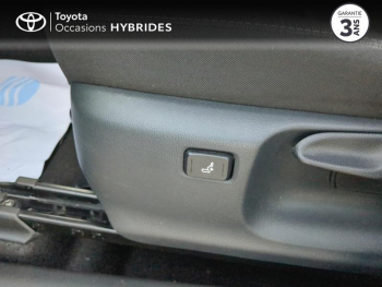 Photo 22 du bon plan TOYOTA Yaris 116h Design 5p Pack Confort occasion à 19490 €