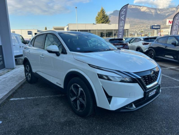 Photo 3 du bon plan NISSAN Qashqai e-POWER 190ch N-Connecta 2022 occasion à 26990 €