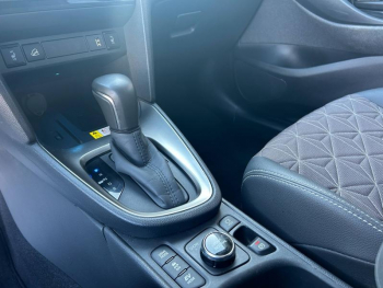 Photo 16 du bon plan TOYOTA Yaris Cross 116h Collection AWD-i MY21 occasion à 22490 €