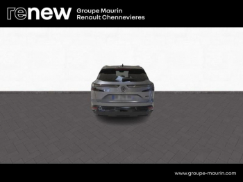 Photo 6 du bon plan RENAULT Austral 1.2 E-Tech full hybrid 200ch Iconic occasion à 30991 €